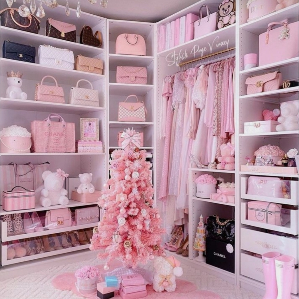 Meet your Posher, Tanya 👜Posh Ambassador👠